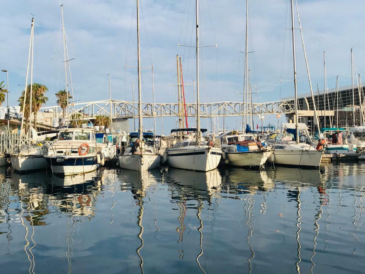 Sleep & Boats Barcelona City Sant Adrià de Besòs Eksteriør billede